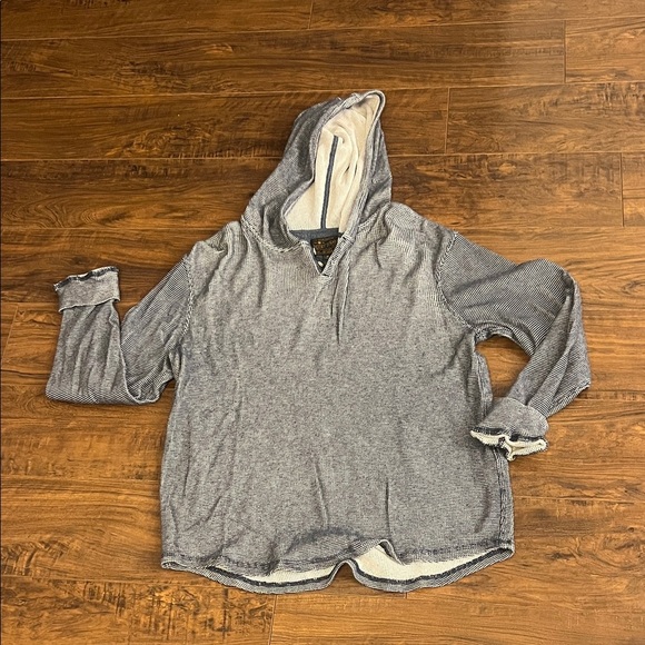 Men’s Lucky Brand Navy Mesh Pullover - Picture 1 of 8